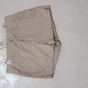 COLUMBIA SPORTSWEAR Women's‎ Beige Flat Front 100% Cotton Shorts - Size 10
